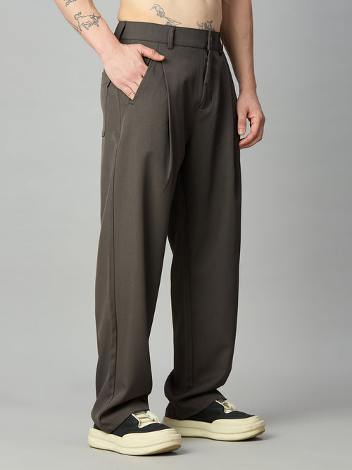 Men's Korean fit baggy trousers right side profile