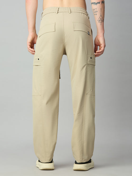 Men's comfort fit Tencel cargo pants with elastic waistband and clean back design