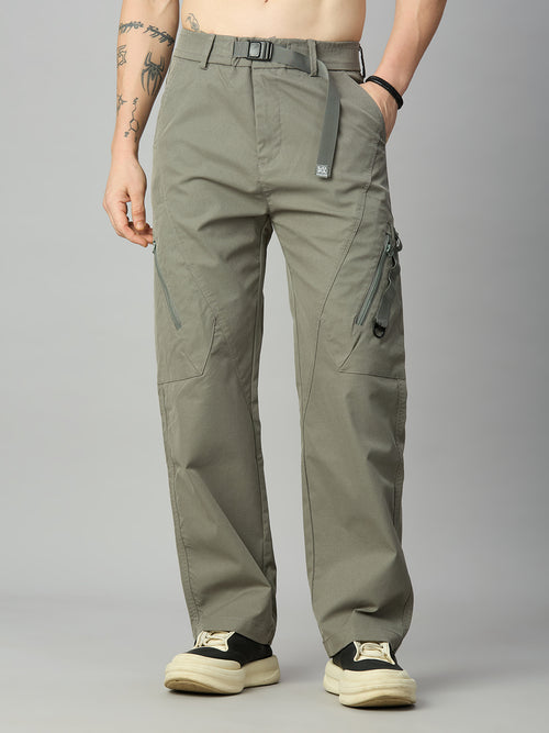 Men's baggy Tencel cargo pants with attached adjustable belt – front view