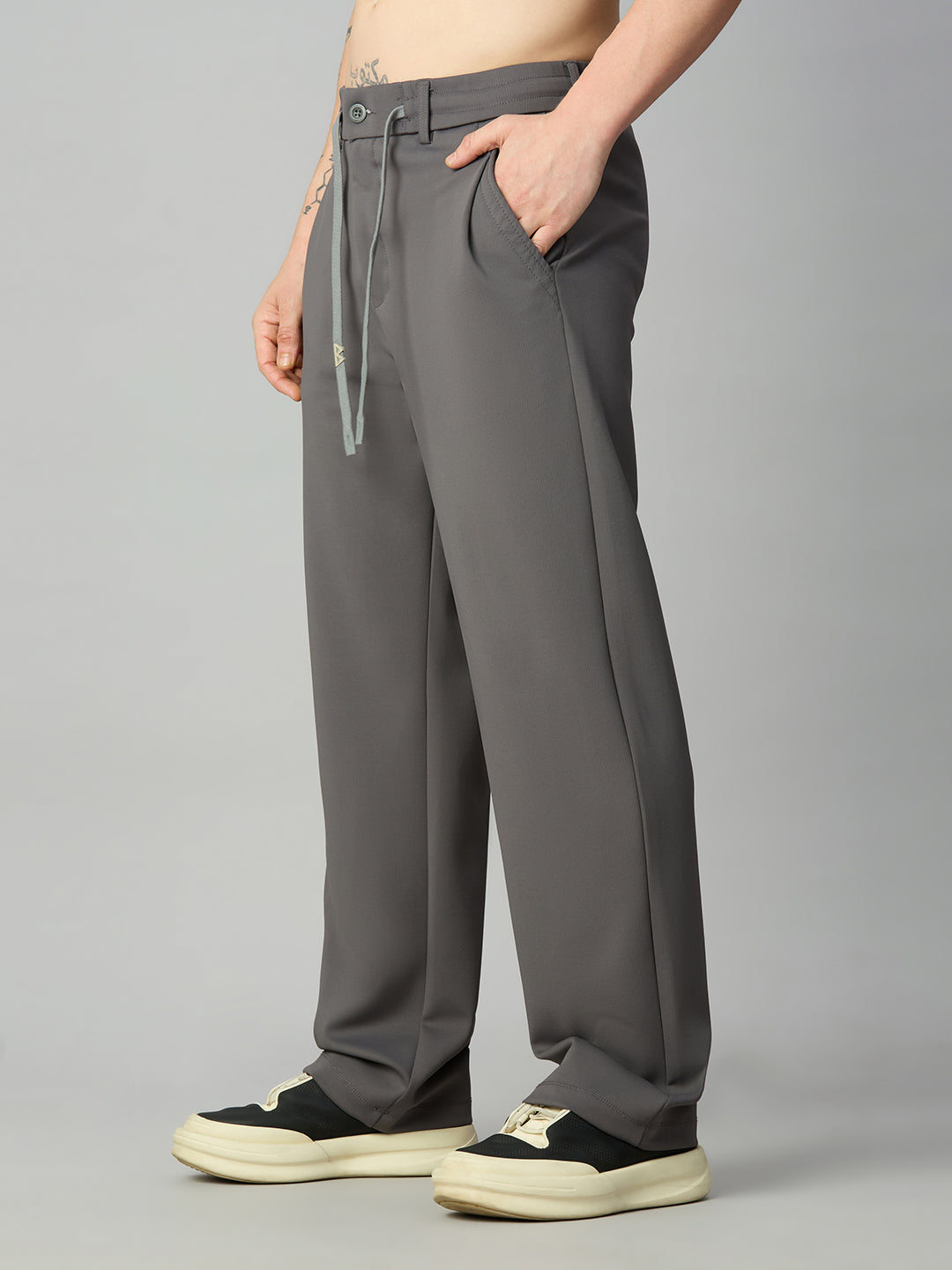 Men's relaxed fit Tencel stretch pants – left side profile